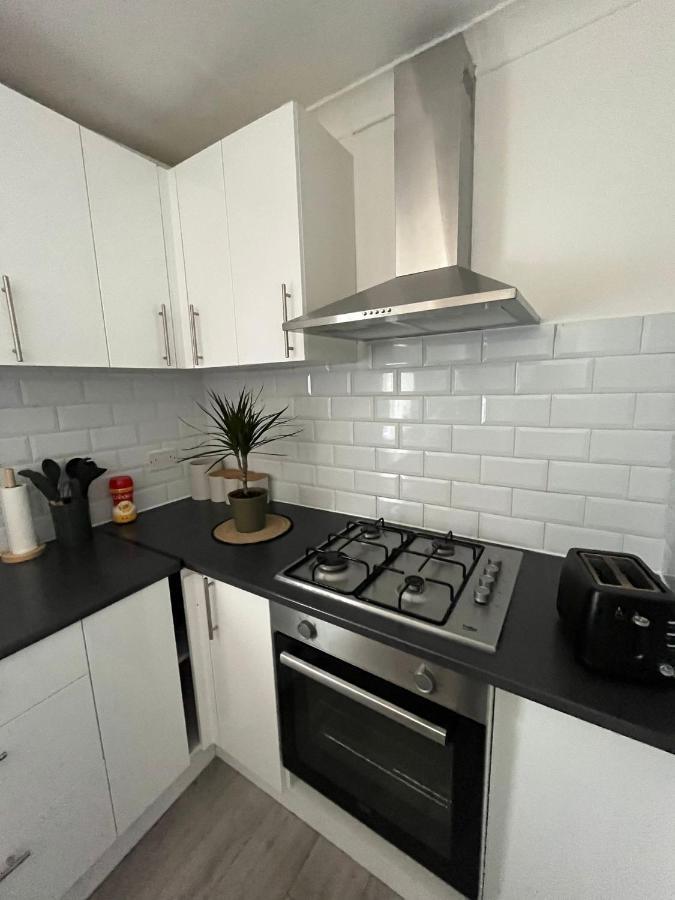 Park View Homestay Barking  Kültér fotó